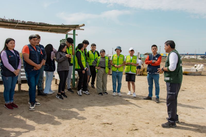 Más de 200 voluntarios ayudan a retirar 2 toneladas de basura de los humedales de  Villa María   