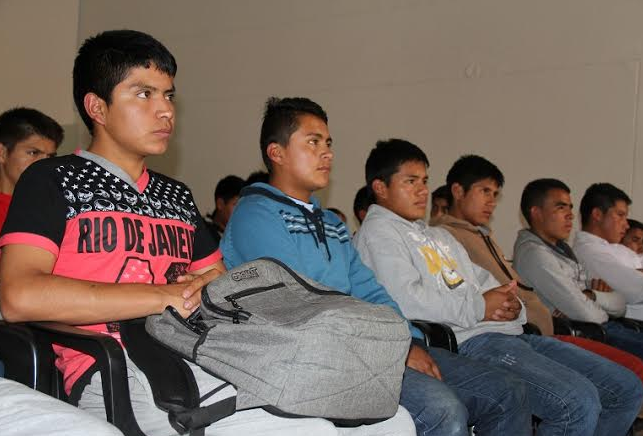 Jóvenes ancashinos podrían acceder a becas para maestrías en Colombia