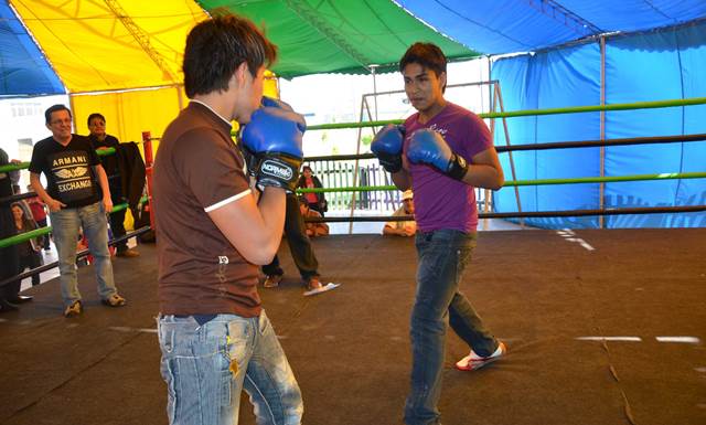 Promesas del box neochimbotano reciben apoyo del alcalde