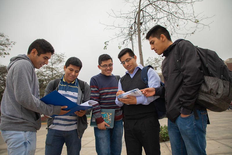 Conoce los requisitos para postular a intercambios académicos en el exterior  