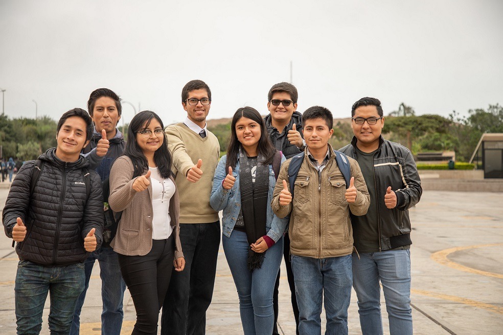 Pronabec lanza 10 mil becas para estudiantes afectados por la pandemia 