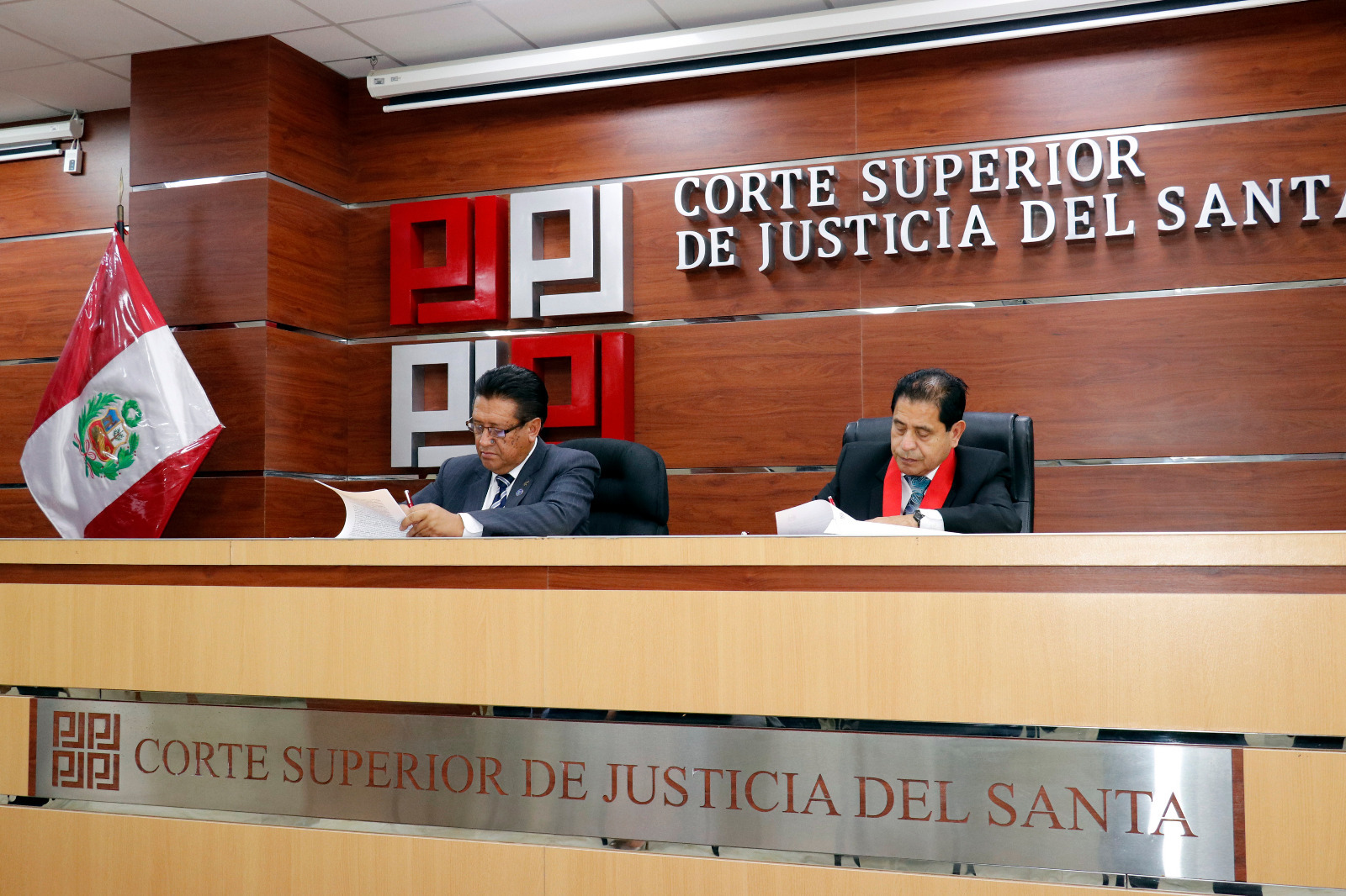 Corte del Santa y Gobierno Regional firman convenio para elaboración de expediente técnico de sede del módulo civil