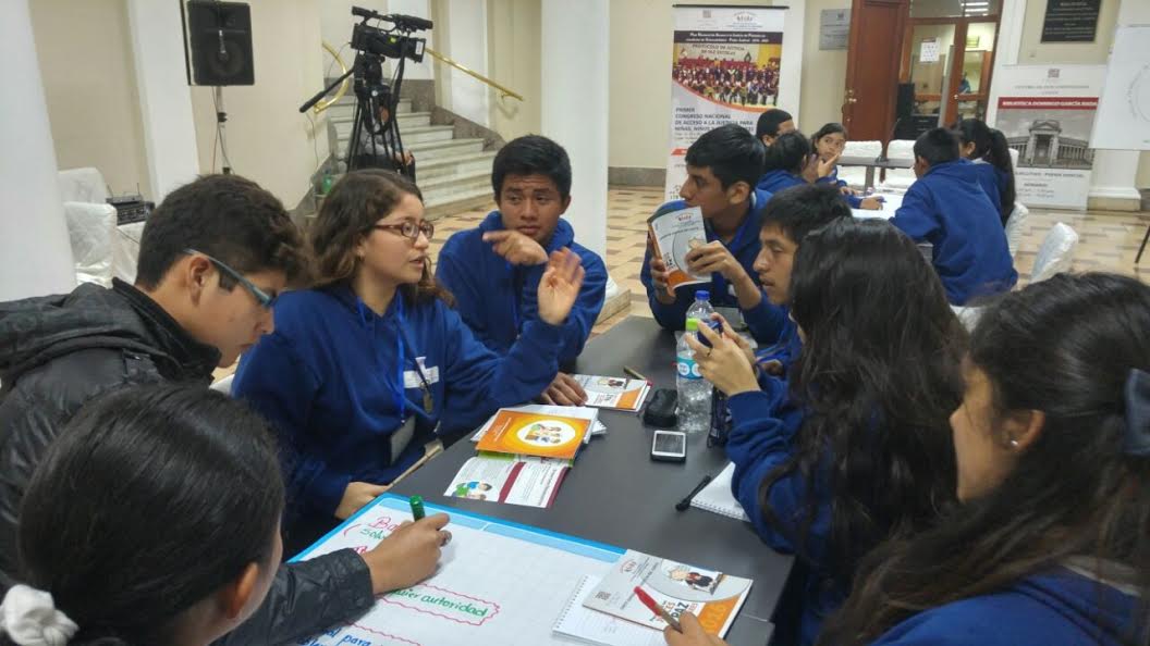 Jueces de Paz escolares de la Corte del Santa participaron en encuentro nacional