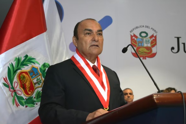 Fiscalía interviene en la Defensoría por caso del magistrado Gino Ríos