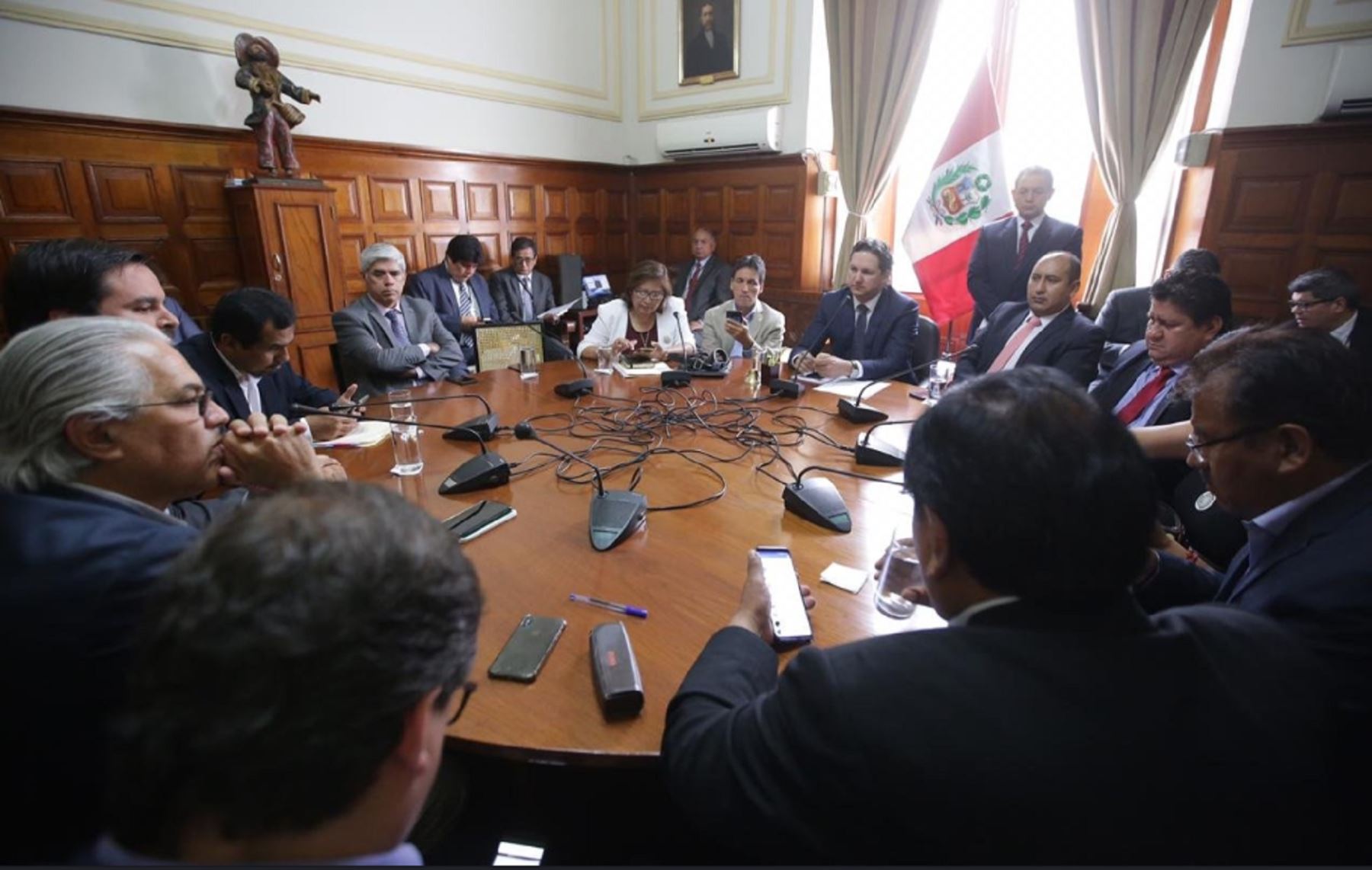 Junta de Portavoces sesiona hoy bajo presidencia de Daniel Salaverry