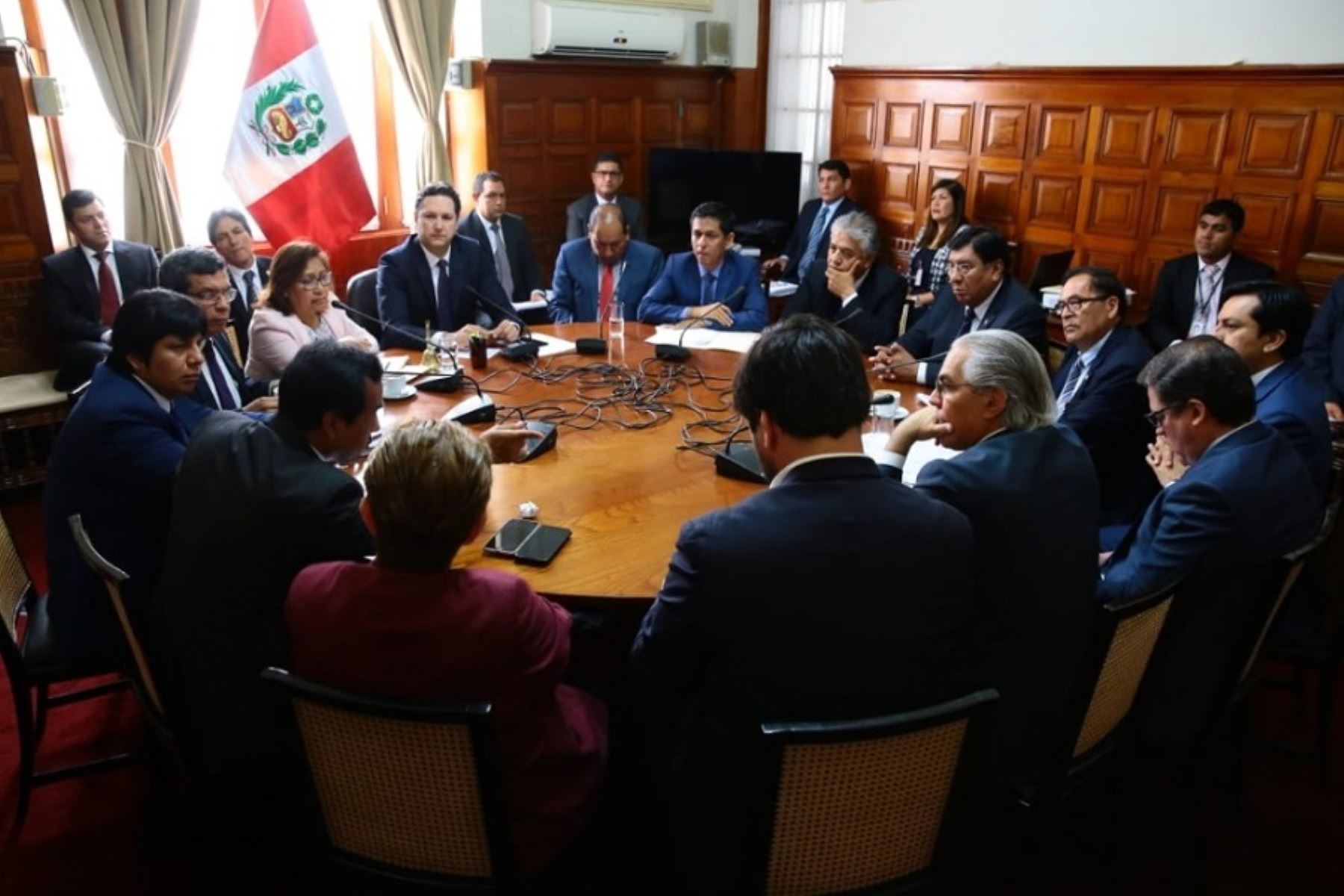 Fuerza Popular y el Apra no asisten a Junta de Portavoces del Congreso