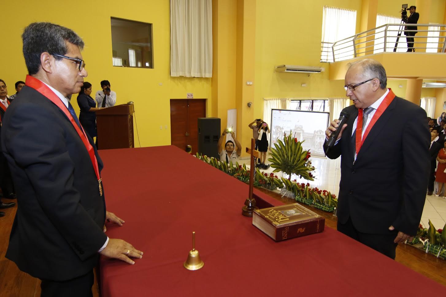 Juró al cargo nuevo presidente de la Corte Superior de Justicia del Santa