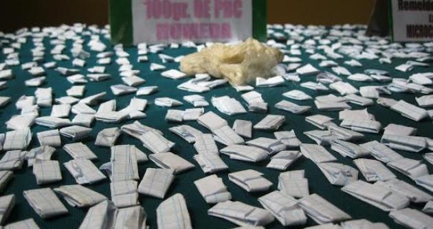 Detienen a esposa e hija de “Loro Moche” con marihuana en Chimbote