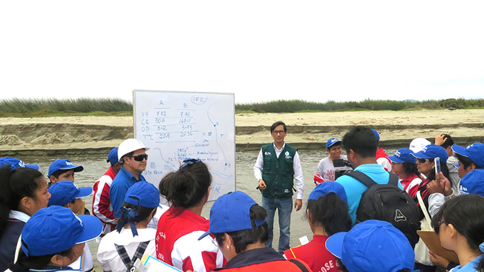  Brigadistas ambientales y docentes realizaron visita de estudio a río Lacramarca