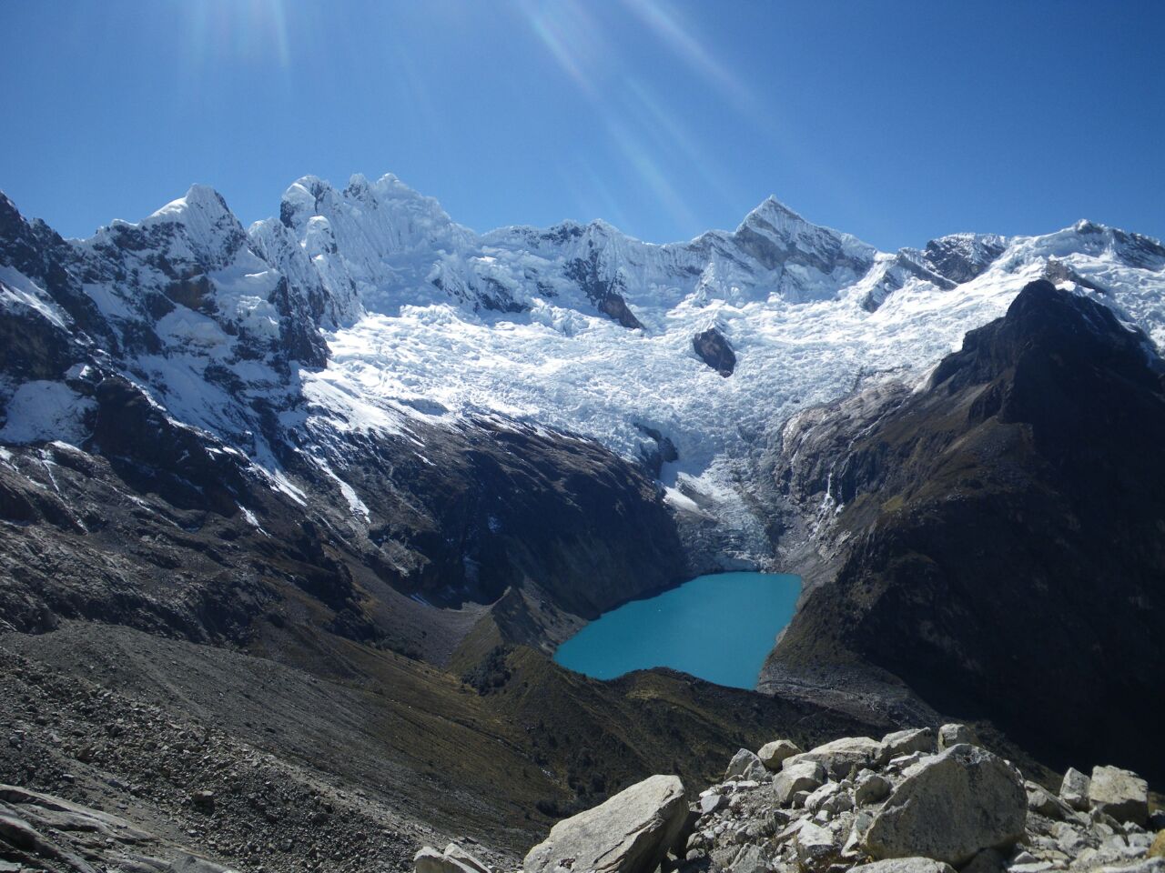 Áncash: población monitorea laguna Arhuaycocha para prevenir pérdidas humanas