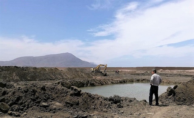 Increíble, empresa obstaculiza vías de acceso para impedir ejecución de obra de saneamiento en Santa