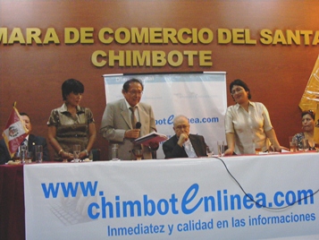 Destacado periodista Edmundo Cruz presentó diario digital www.chimbotenlinea.com