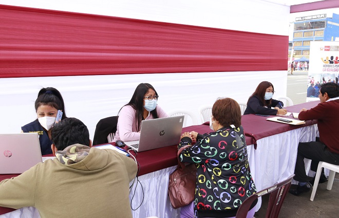 Chimbote: Corte del Santa realizó exitosa campaña Justicia para Todos en la plaza de armas  