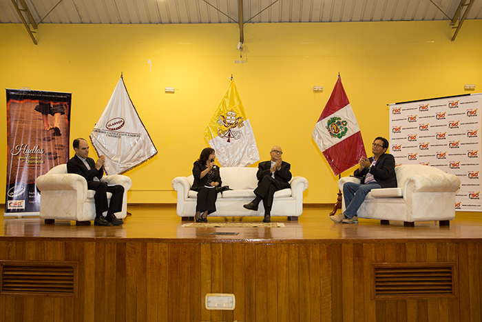 Uladech publicó libro "Huellas de la Iglesia católica en Chimbote"