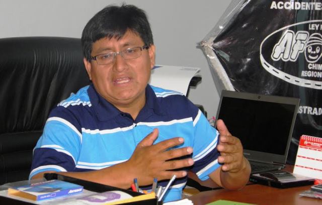 Líder Saavedra exige que el 2014 culminen Av. Pardo y reconstruyan “Camino Real”