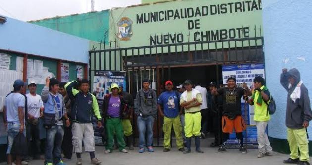 Trabajadores de limpieza pública reanudaron labores tras acuerdo con municipio sureño
