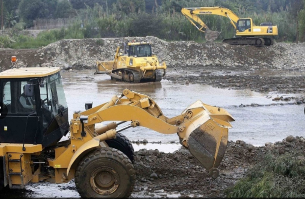 Limpieza de cauces y drenes a cargo del sector Vivienda beneficia a Áncash