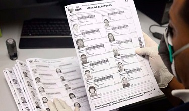 Reniec entregó primera lista de más de 17 mil votantes fallecidos después de la aprobación del padrón