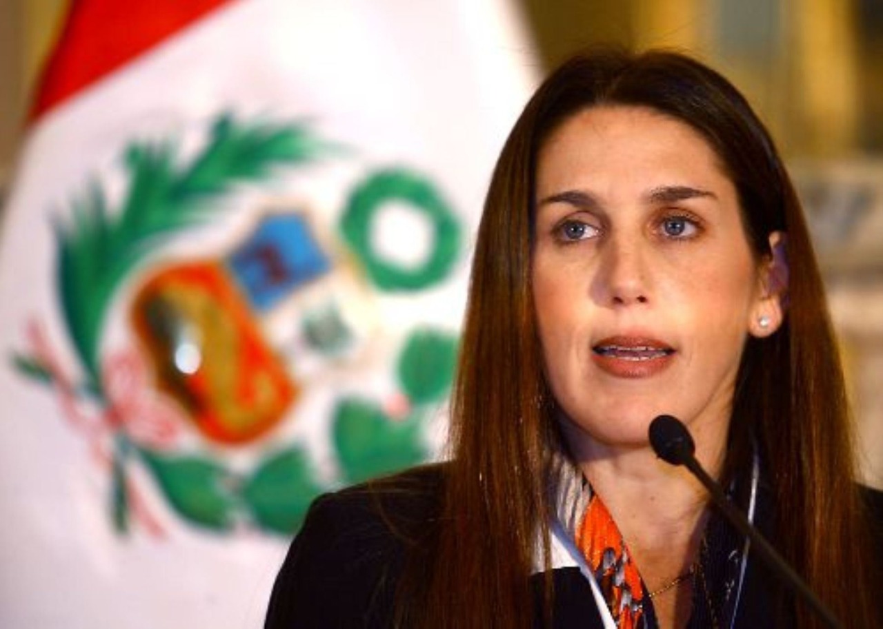 Congresista Lizárraga solicita suspender selección de candidatos al TC