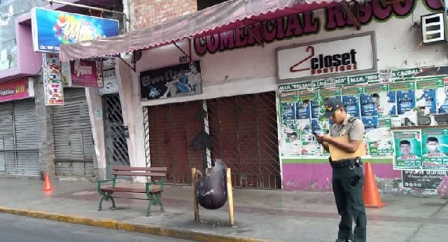 Desconocidos colocan artefacto explosivo en tienda comercial en el centro de Chimbote