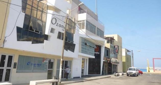 Colectivero bailaba en discoteca del Malecón Grau mientras afuera se robaban su vehículo