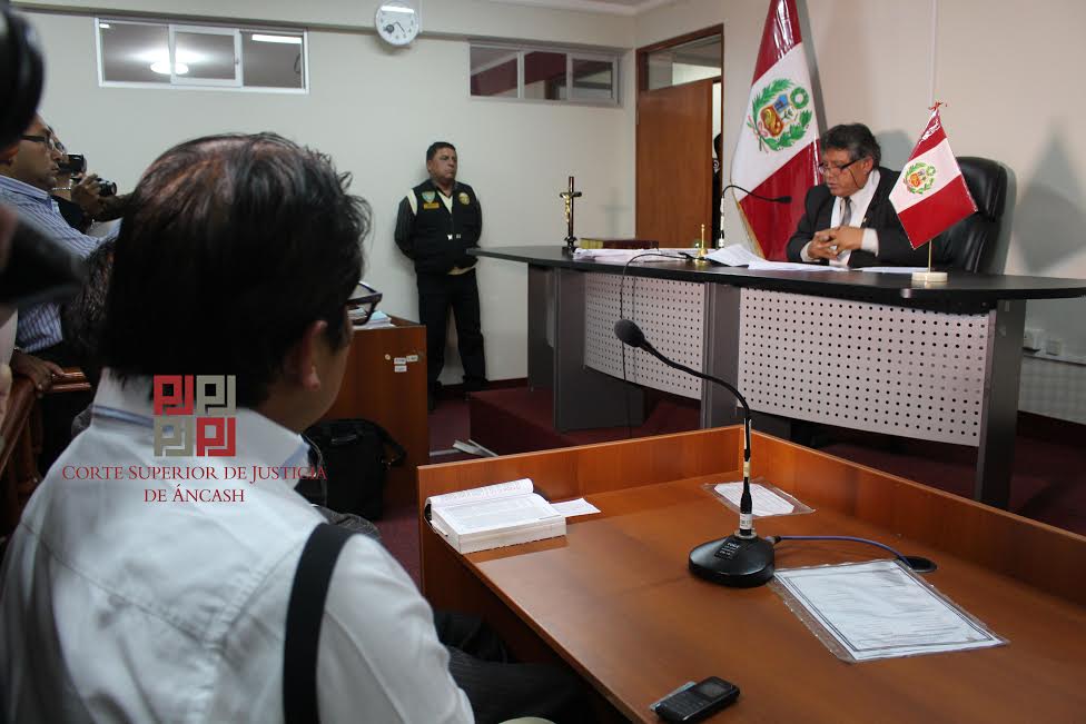 Condenan a 5 años de cárcel a gobernador regional de Áncash Enrique Vargas 