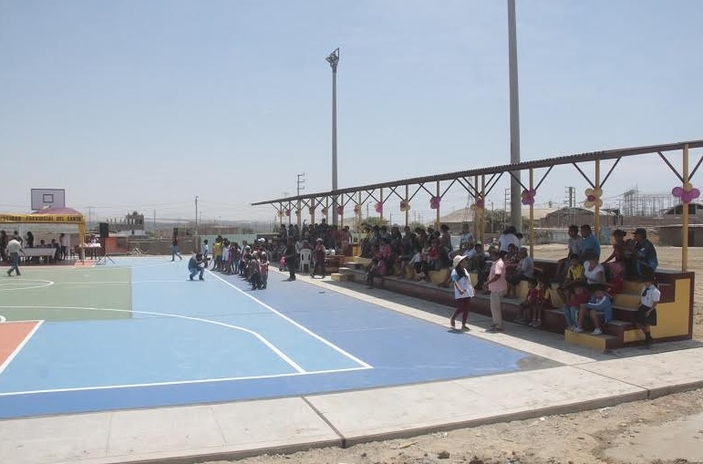 Cambio Puente: MPS entregó moderna losa multideportiva a la comunidad