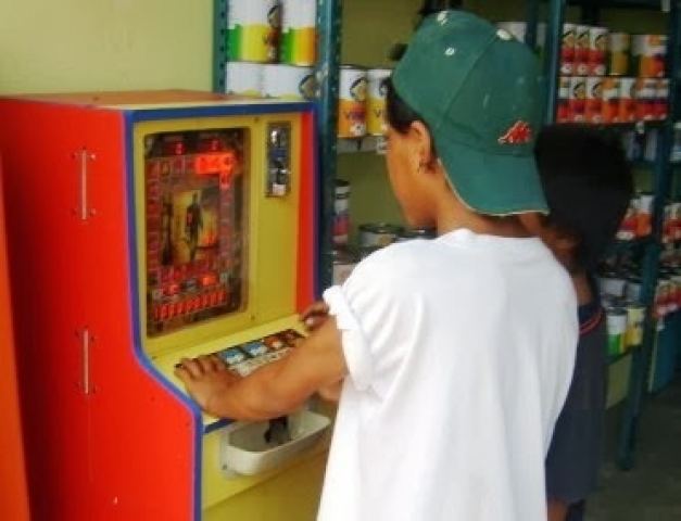 Nuevo Chimbote: decomisan máquinas tragamonedas para prevenir ludopatía en niños de distrito sureño