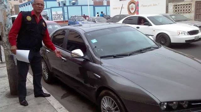 Encuentran lujoso auto usado para extorsiones y sicariato por delincuente “Goro”