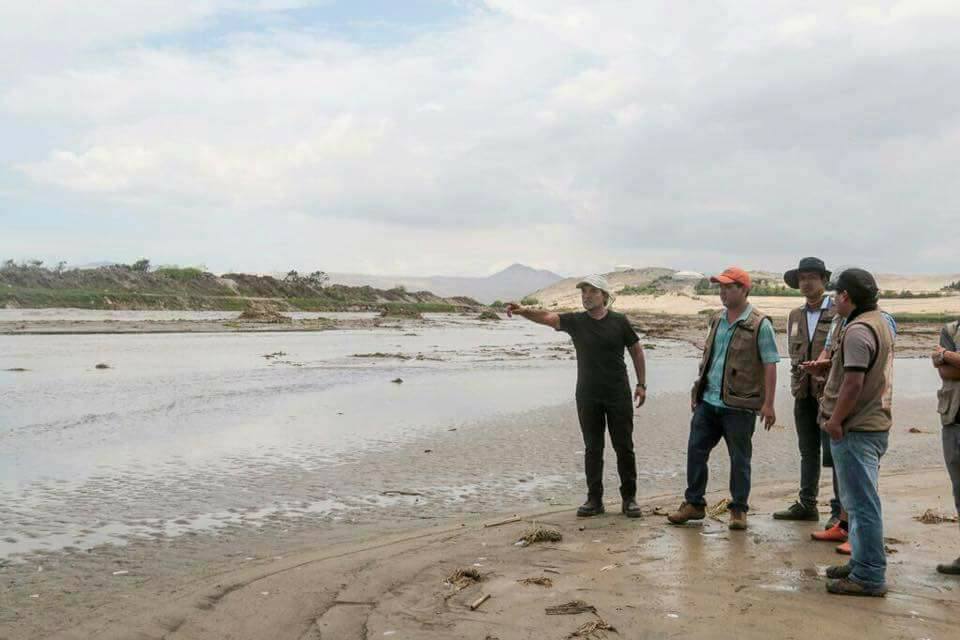 Ministra Pérez Tello ordenó maquinaria que permitirá restablecer agua en Nuevo Chimbote 