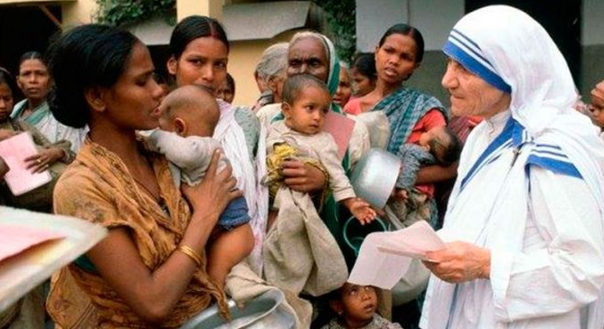 Francisco anuncia canonización de Madre Teresa de Calcuta  en septiembre
