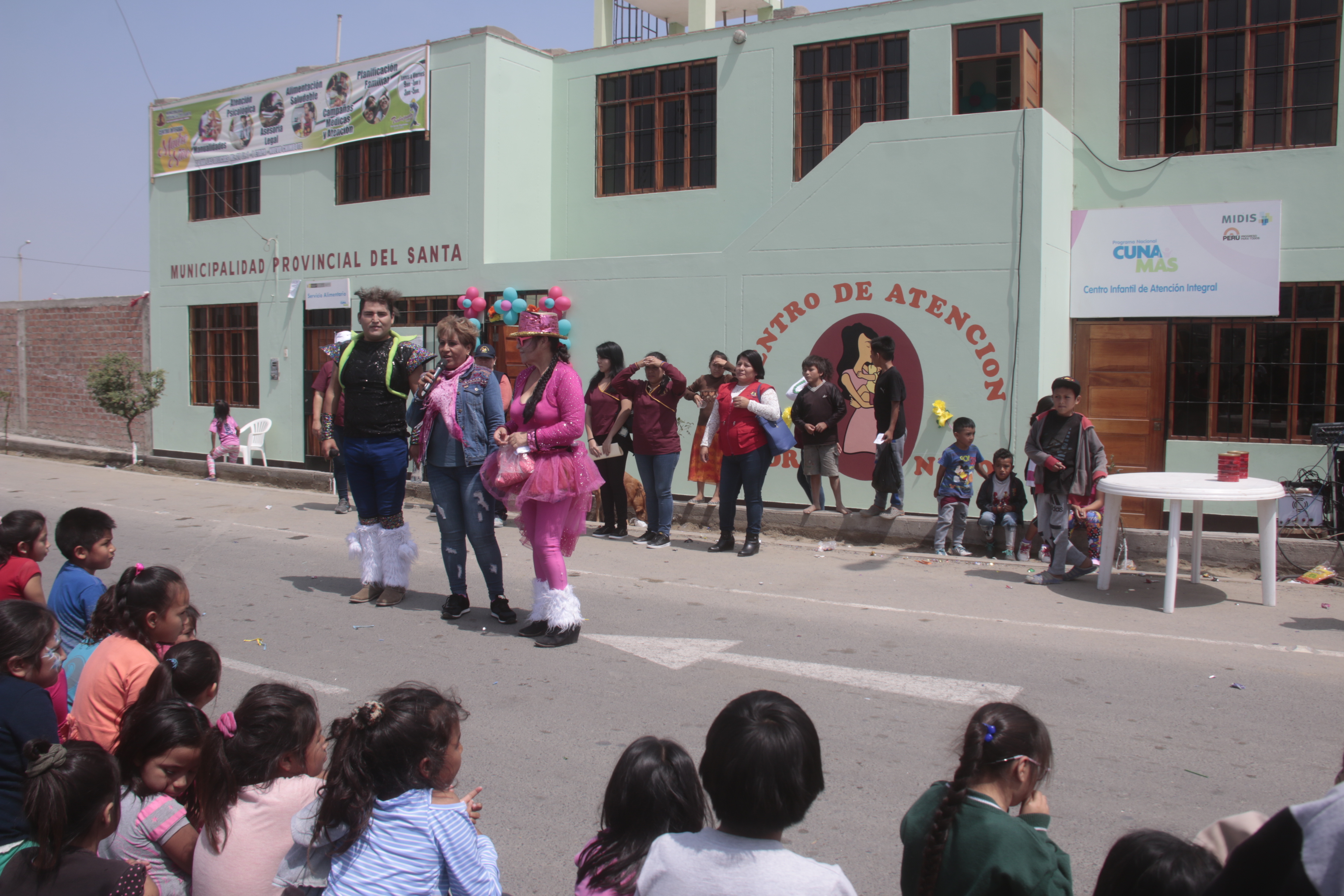 Inauguran centro de atención madre-niño que beneficiará a 12 pueblos de Nuevo Chimbote