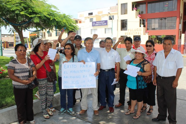 Consejo Regional de Áncash reconoce deuda a 26 mil maestros por bonificación especial