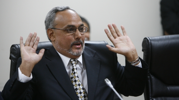 Además de Burga serán investigados por “blanqueo de activos” presidentes de clubes de fútbol