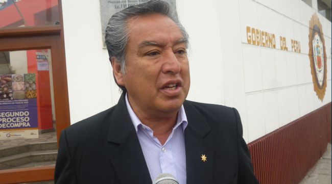 Denuncian a gobernadora por abuso de autoridad contra un trabajador