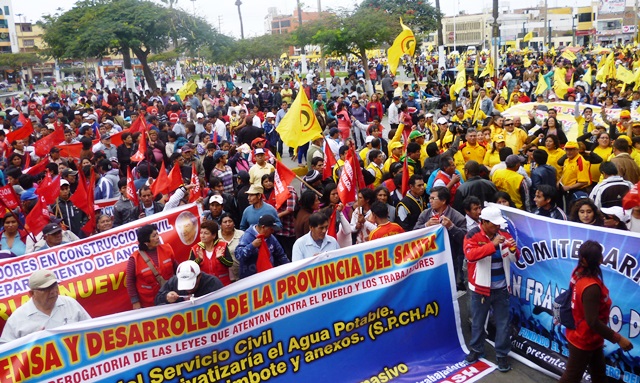 Militantes de “Cuenta Conmigo” marchan en respaldo a Álvarez