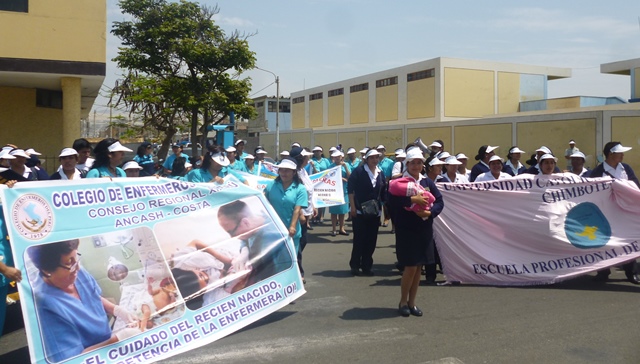  Enfermeras exigen firma de norma que dispone el cuidado de recién nacidos