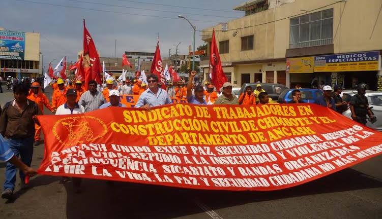  Frente de Defensa que promueve López Padilla realizó marcha contra el sicariato
