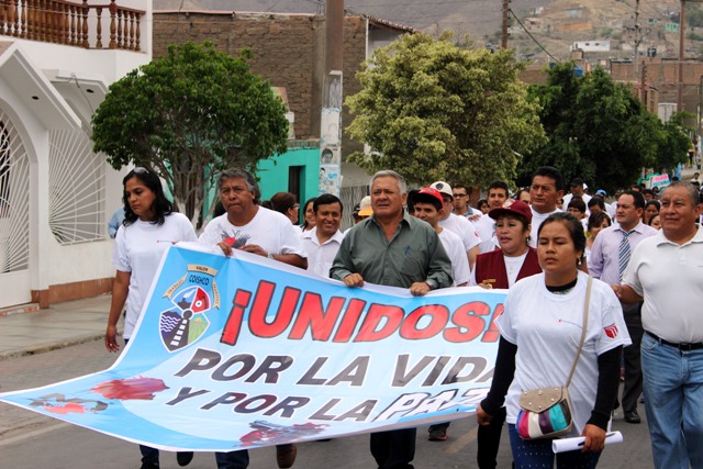 Autoridades, escolares y vecinos de Coishco marcharon por la paz y contra el sicariato