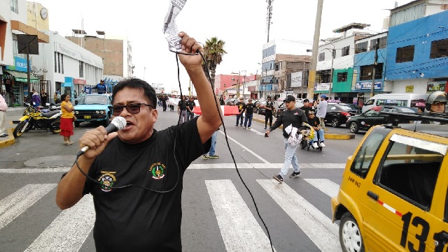 Reservistas del Ejército que combatieron el terrorismo marcharon en Chimbote pidiendo atención del Gobierno