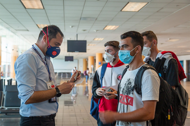  Más de 80 estudiantes de la UCV regresaron a nuestro país  en vuelos humanitarios