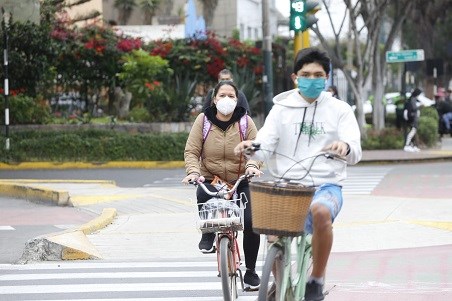 ¿Cómo prevenir lesiones por el uso constante de mascarillas?