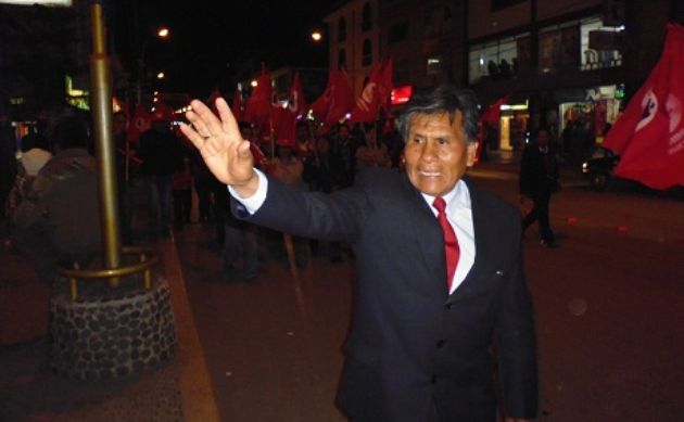 Mautino, líder del Manpe, presente en la firma del Pacto Ético Electoral