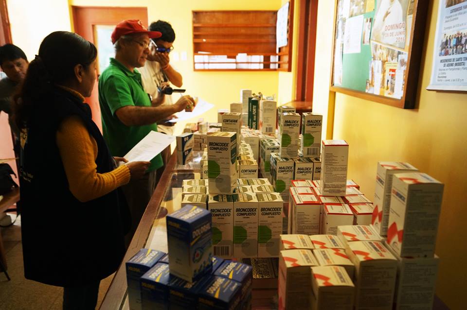 Entregan un lote de medicamentos para damnificados por lluvias y huaicos en Cascajal