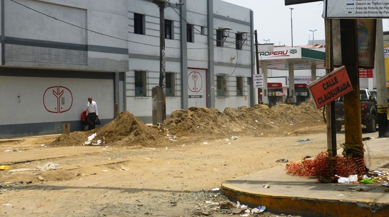 ¡Obras paralizadas: monumentos del olvido de las autoridades!