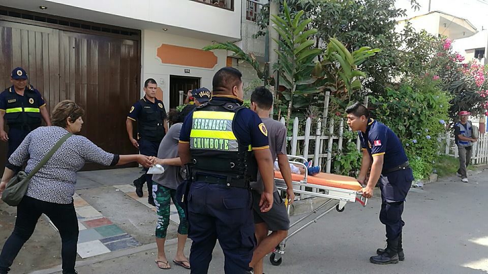 Menor cae de segundo piso de su vivienda ubicada en Miraflores Bajo de Chimbote