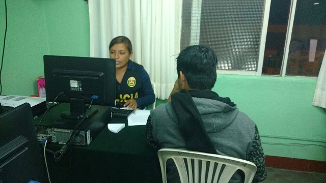 Menor que sufre de cyber adicción se fue de su casa y estuvo 2 días en una cabina de internet en Chimbote