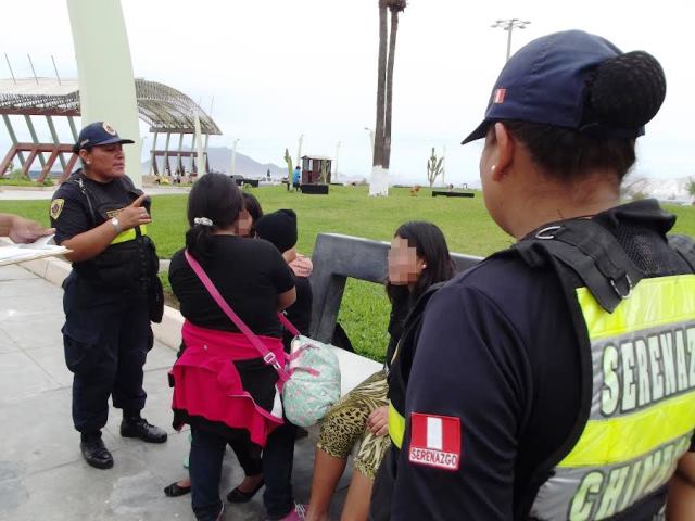  Escolares de Huarmey que huyeron de sus casas fueron ubicadas en Chimbote