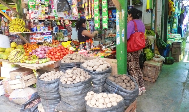 Ventas en mercados de Chimbote se reducen en un 15% ante alza de precios