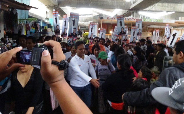 Candidatos de Vale Áncash prometen ayuda profesional a comerciantes de mercados